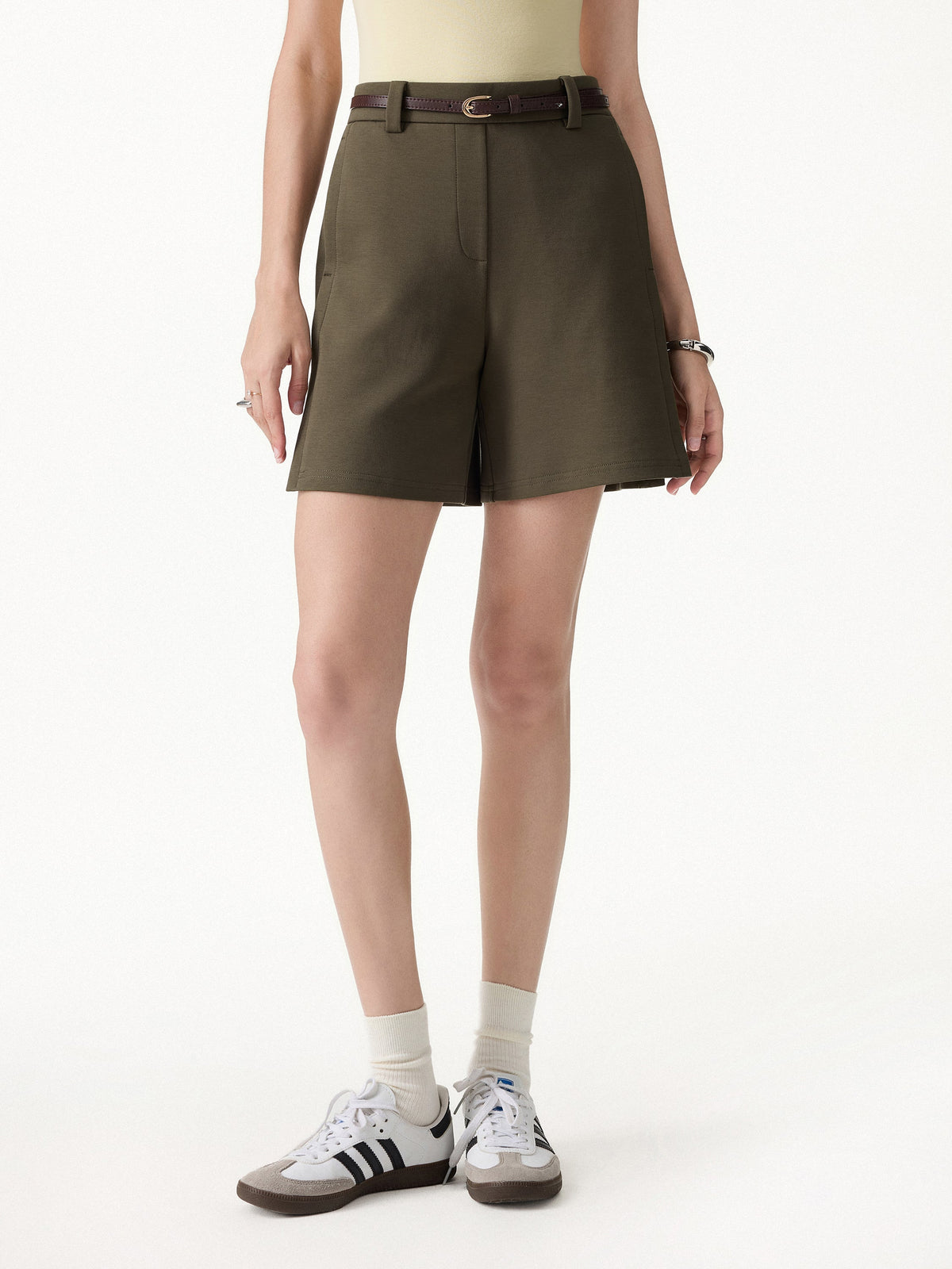 OGLmove Women's Air Cotton Mid-Rise Travel Shorts with Pockets