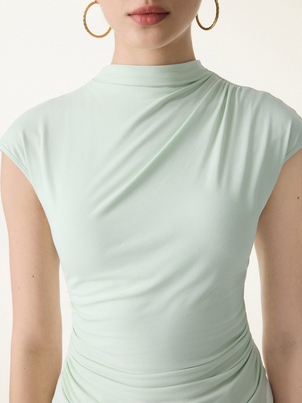OGLmove Women's SkinKiss Mockneck Ruched Cropped Bra Top