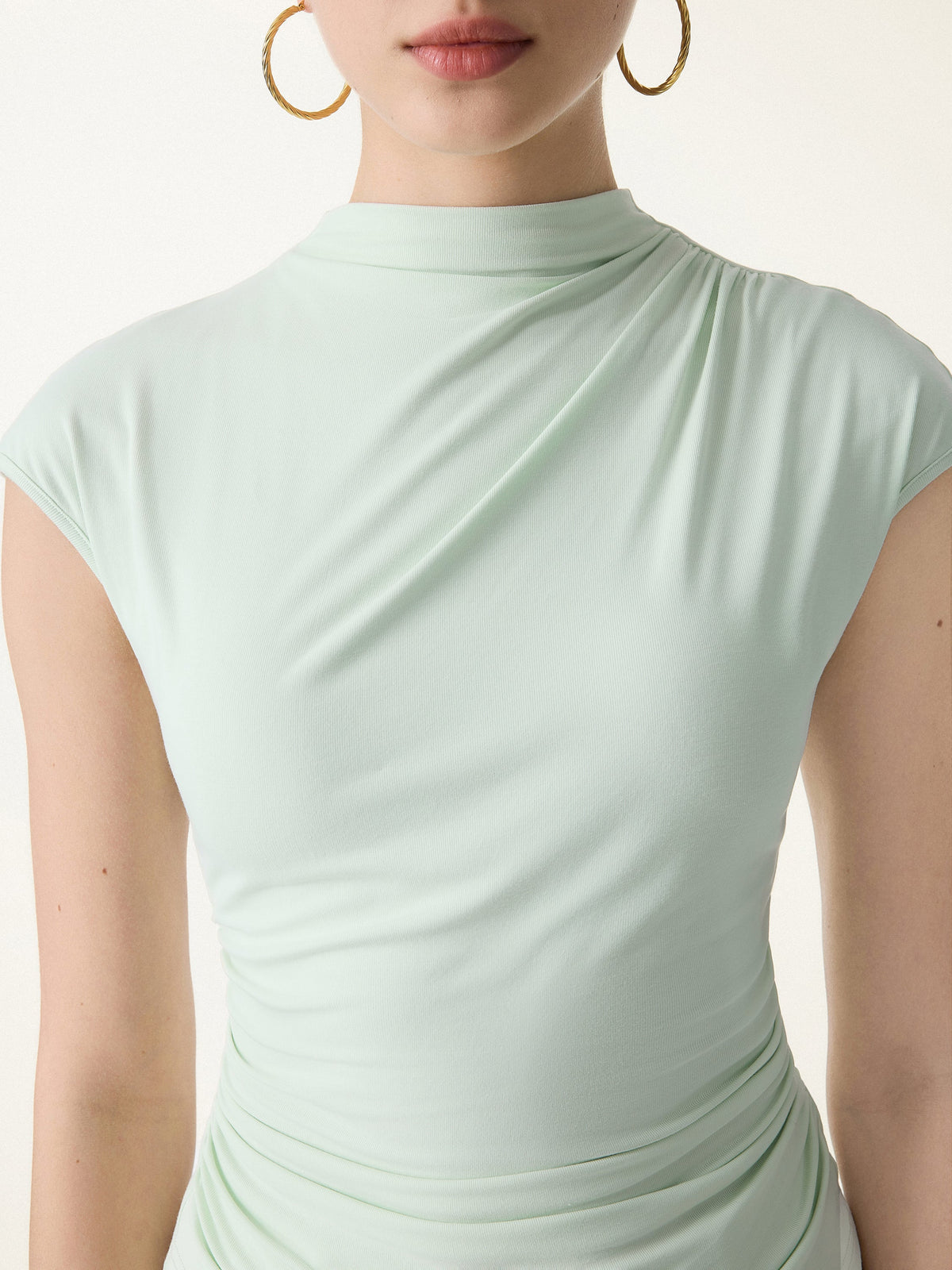 OGLmove Women's SkinKiss Mockneck Ruched Cropped Bra Top