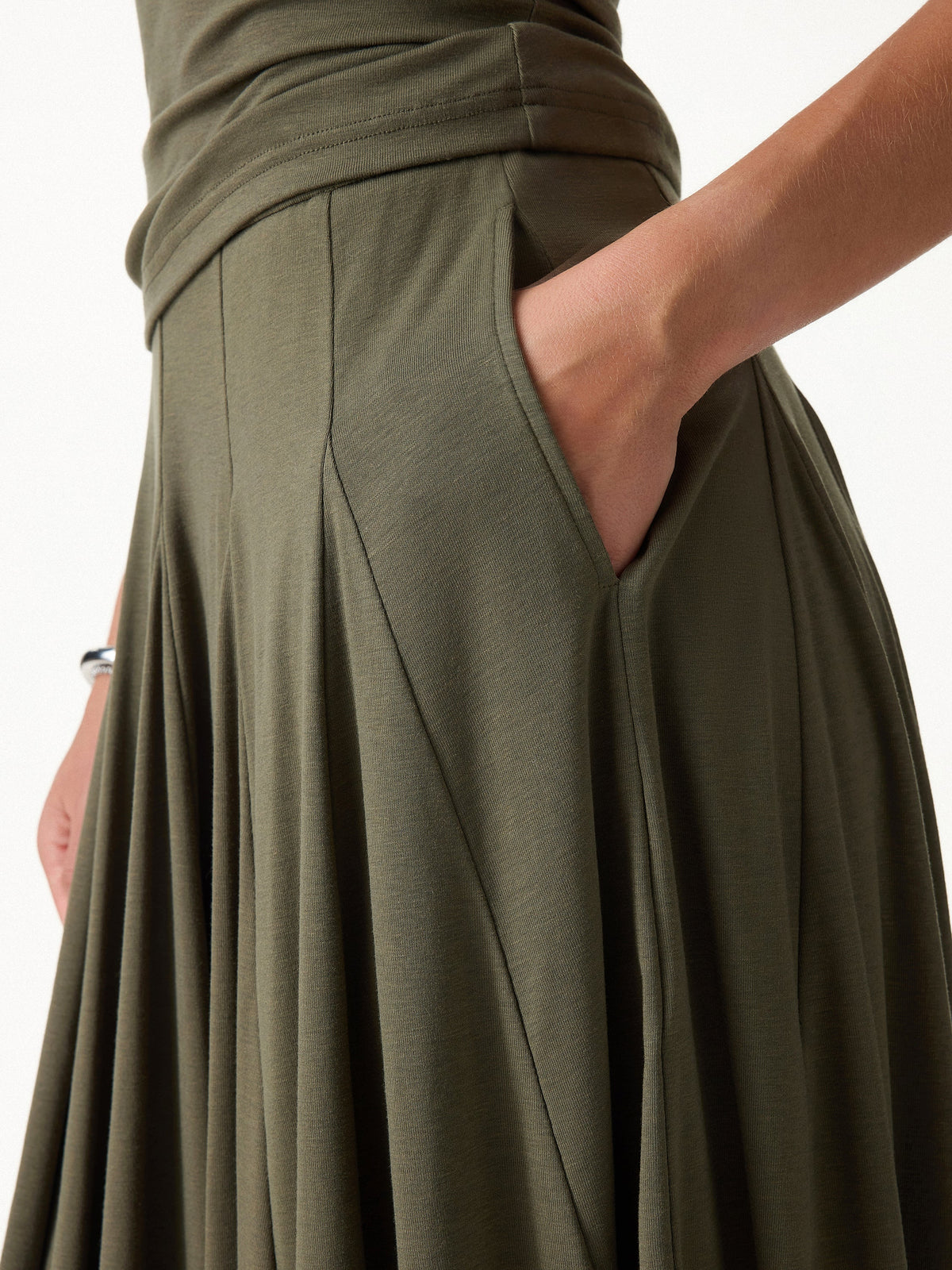 OGLmove Women's CoolTouch Godet Hem Knee-Length Flare Skirt